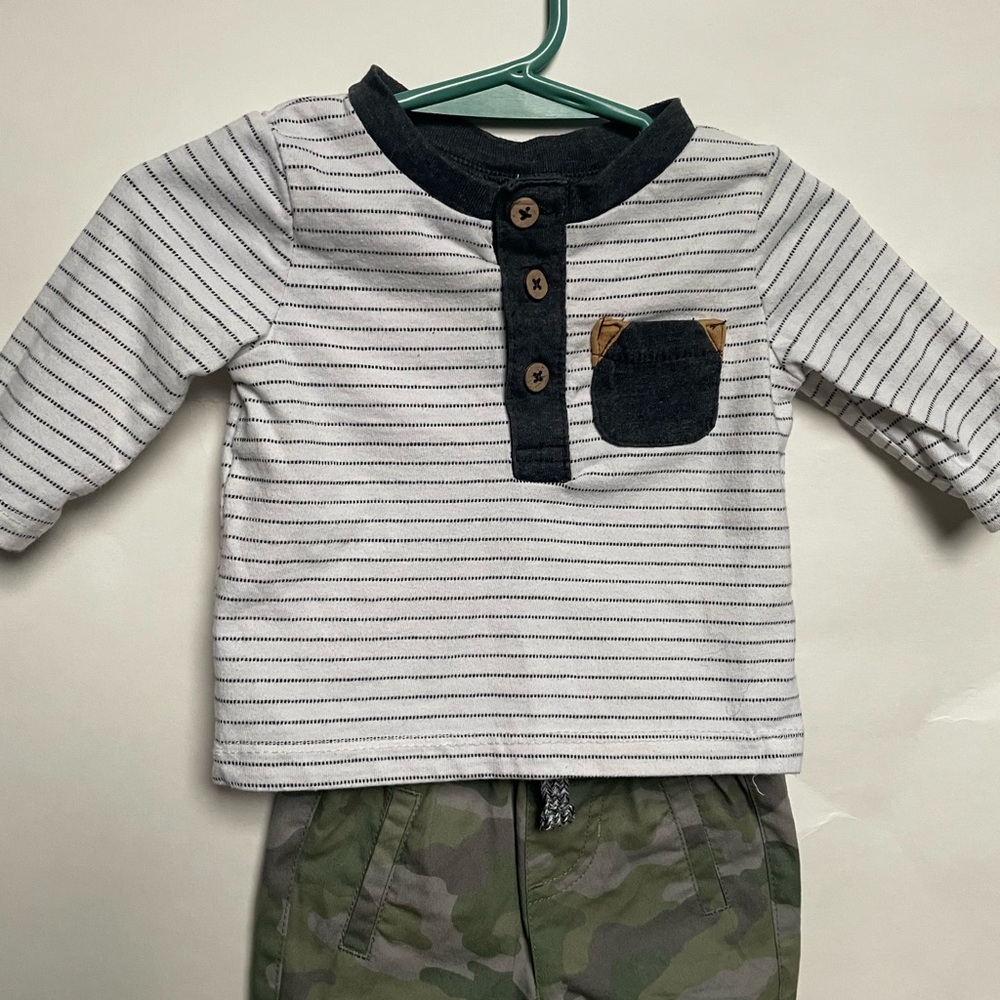 Black and White Long Sleeve Tee with Henley Collar and cat and jack camo pants